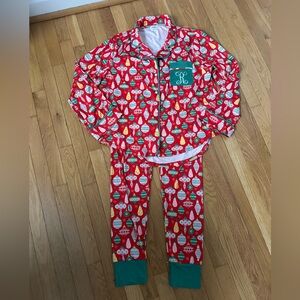 Vibrant Red Women's Christmas Pajama Set with Green Accents Size Large